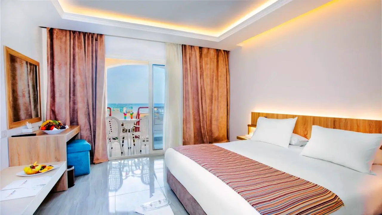 الفندق تيتانيك بيتش - الغردقة